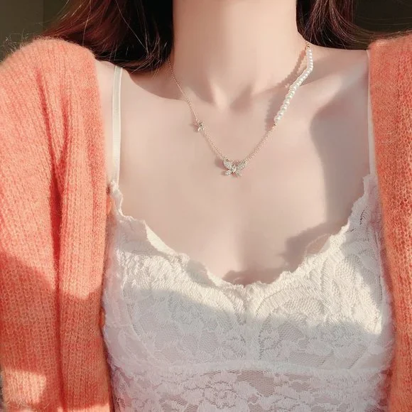 NEW 14K Gold Plated Diamond Butterfly Necklace b - Picture 5 of 7